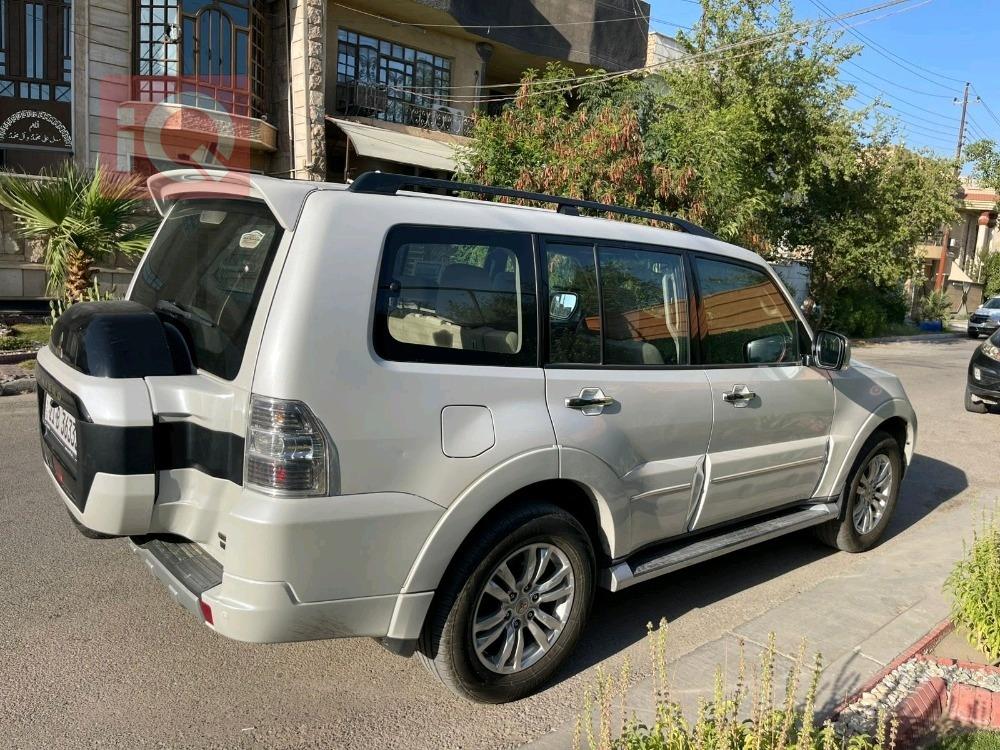 ميتسوبيشي باجيرو